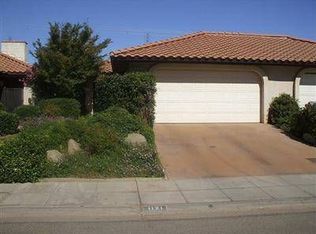 1121 Valley Way, Madera, CA 93637