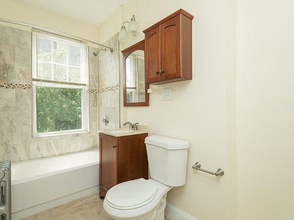 5th image of 288-290 Chestnut Hill Ave #20