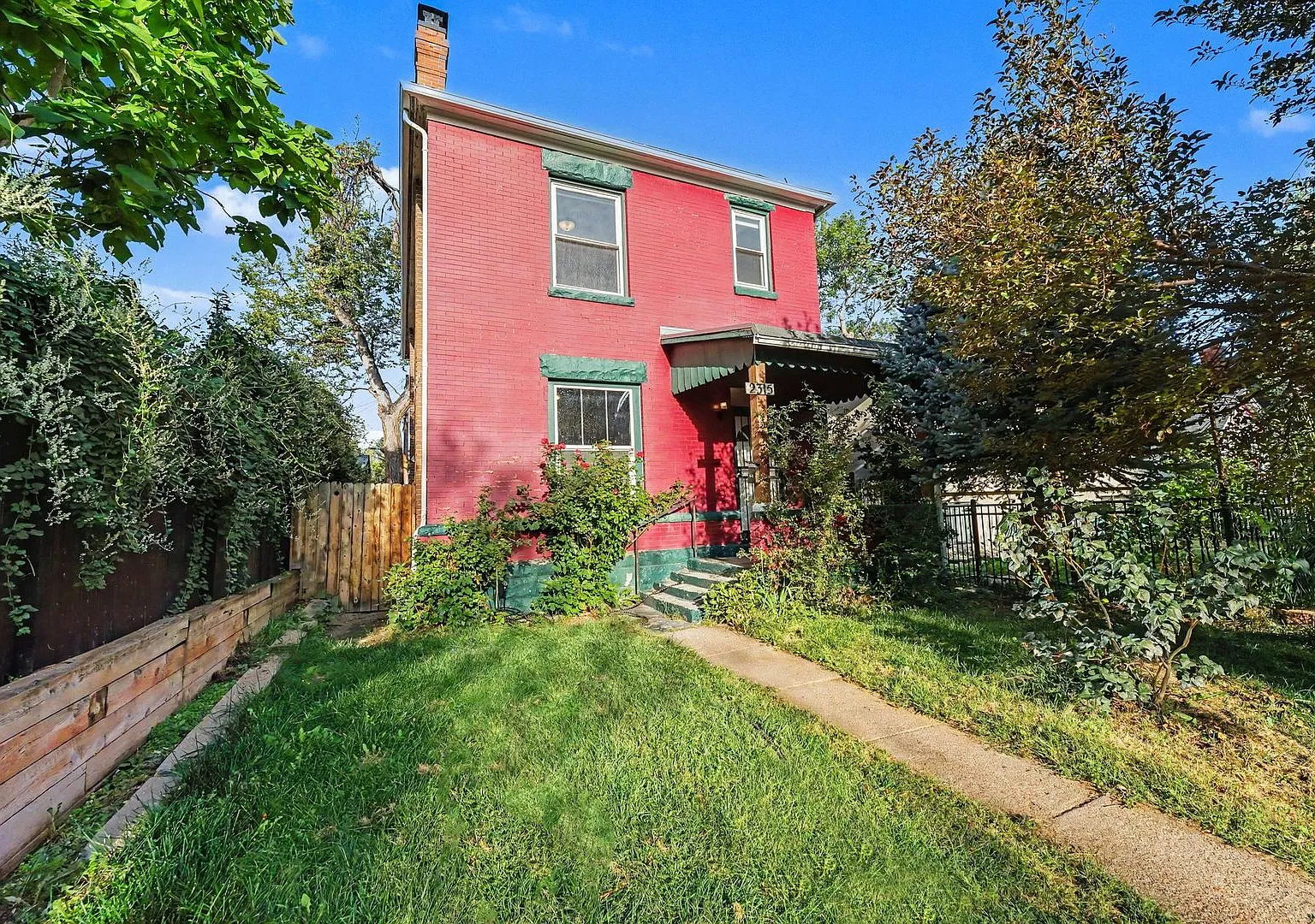 Spacious 4BR/2BA Historic Home | 2,500 Sq Ft | Fenced Yard — Photo 1