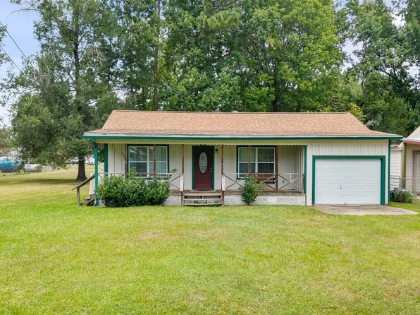 190 Lake View Ln, Livingston, TX 77351