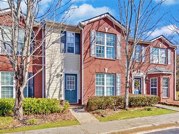 2nd image of 2706 Valley Green Dr