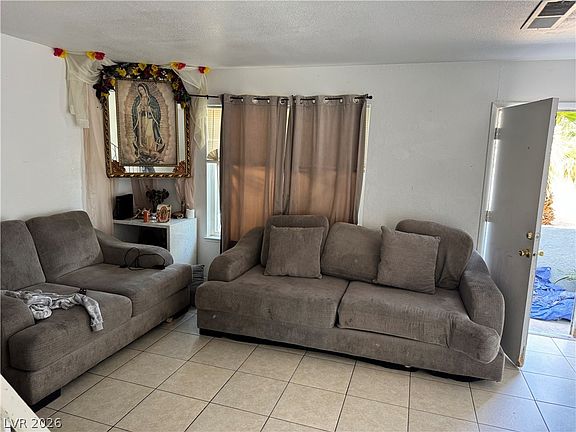5th image of 4008 Edgeford Pl