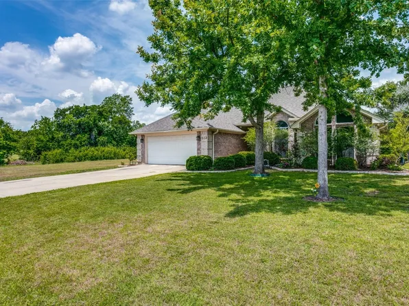 533 Port O Call Dr, Runaway Bay, TX 76426