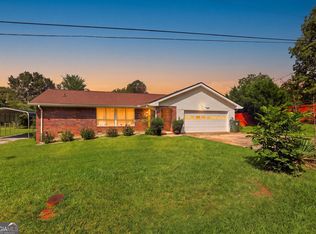 42 Charles St, Toccoa, GA 30577