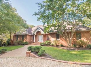 816 Wilton Creek Rd, Hartfield, VA 23071