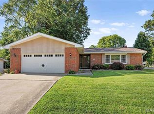 514 W Sherman St, Bethalto, IL