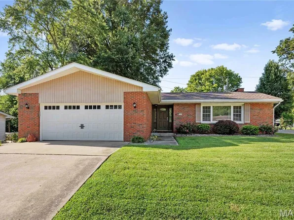 514 W Sherman St, Bethalto, IL 62010