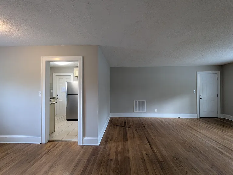 406 Mahaley Ave #1 — Photo 3
