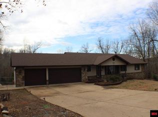 594 Northpointe Dr, Mountain Home, AR 72653