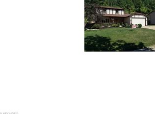 7635 Hidden Valley Cir, Parma, OH 44129
