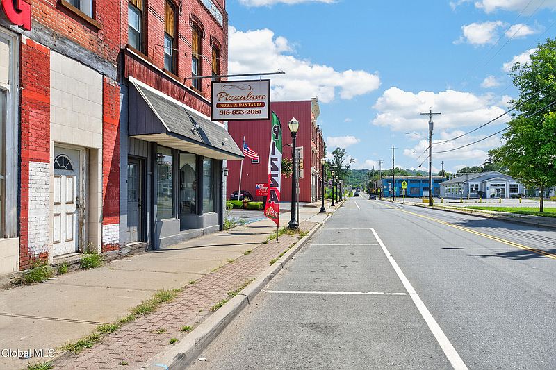 3rd image of 22 W Main Street