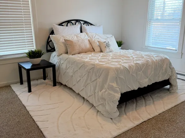 (undisclosed Address), Westfield, MA 01085