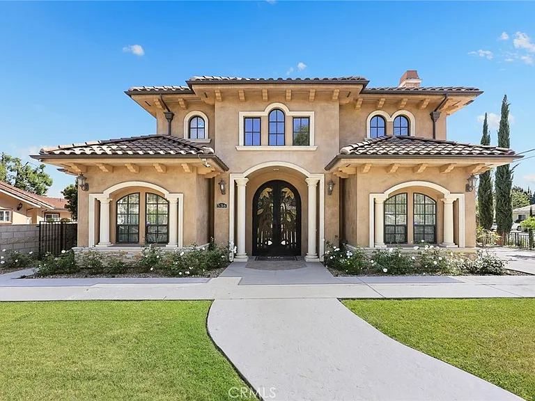 536 W Camino Real Ave — Photo 1
