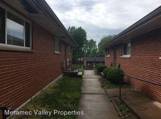 325 Eichelberger St APT B, Saint Louis, MO 63111