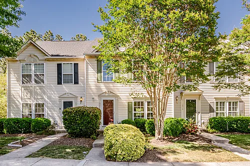 2527 Mountain Ash Cir Photo 1