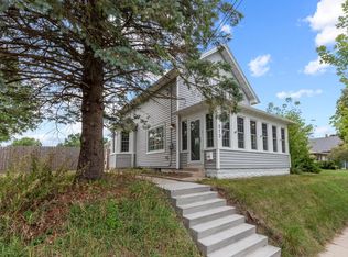 513 N Milwaukee St, Port Washington, WI 53074