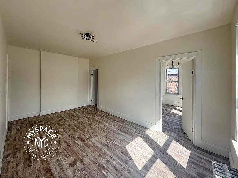 1176 Nostrand Ave #4R — Photo 3