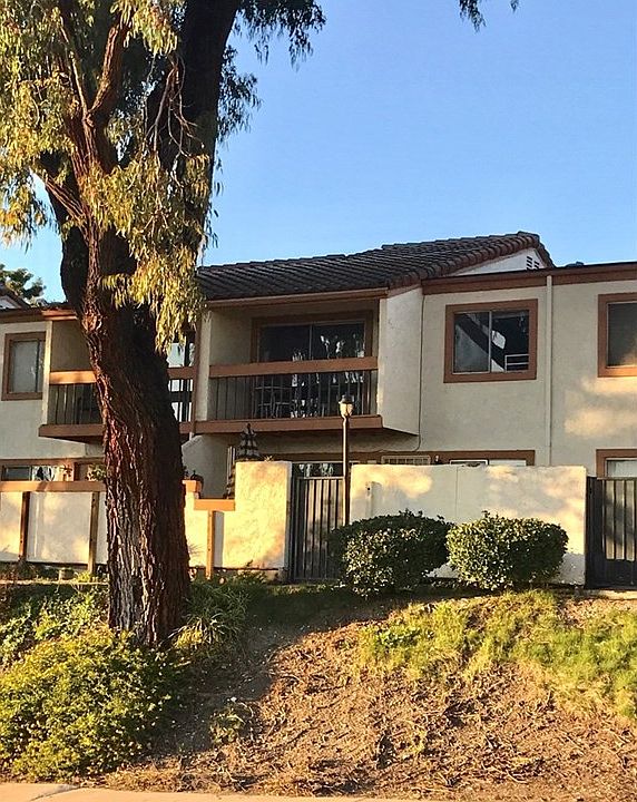 1st image of 2220 Nebraska St