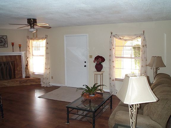 3rd image of 12407 Pine Island Dr