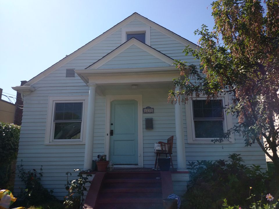 2nd image of 6235 25th Ave NE