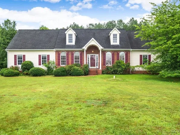 17220 Dawn Ct, Amelia Court House, VA 23002