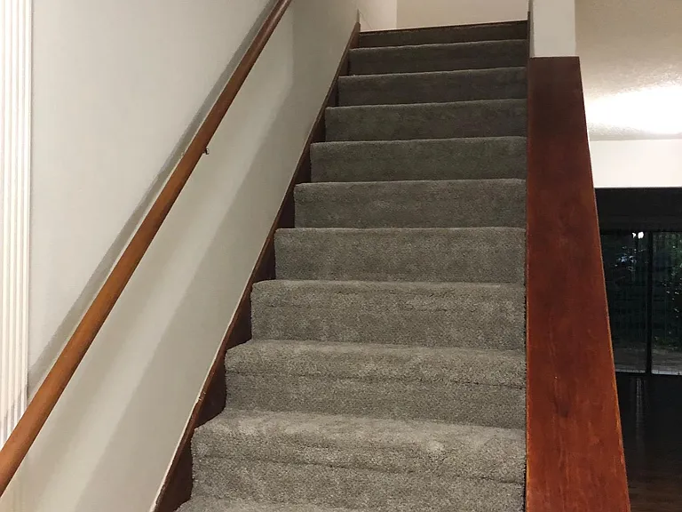 915 Sunridge Dr — Photo 9