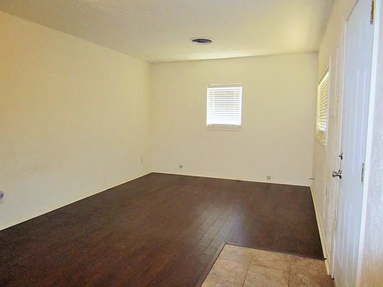 116 1/2 N Caddo St — Photo 5