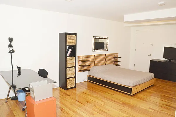 Rented by Corcoran | media 7