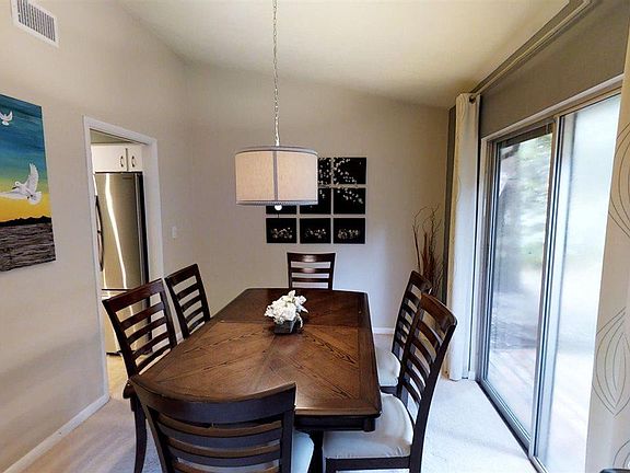 5th image of 3639 NW 108th Blvd