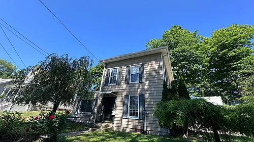 36 Vine St Photo 1