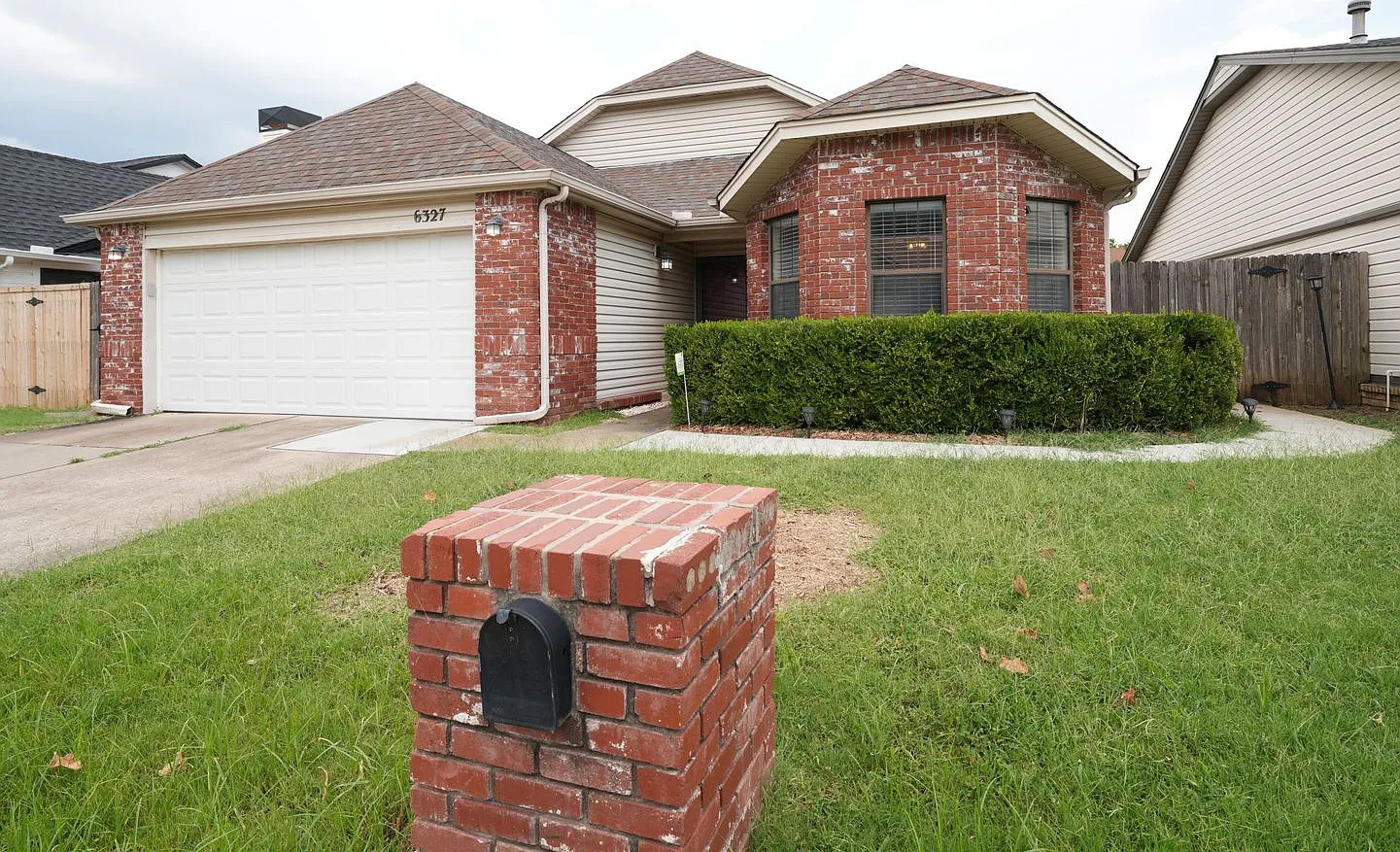 3 Bed | 2 Bath | South Tulsa — Photo 1