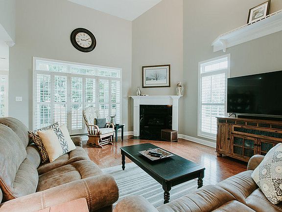 5th image of 8649 Belle Mina Way
