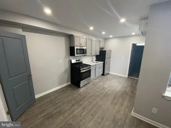 1122 Gerritt St Floor 2, Philadelphia, PA 19147