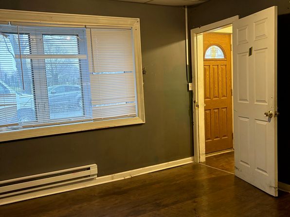 62-30 Mount Olivet Cres #1