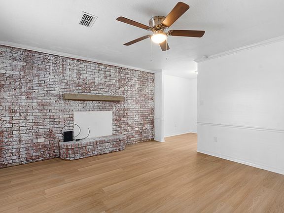 4th image of 108 N Island View Ave #B