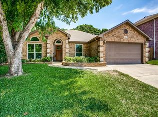 920 Chancellorsville Pkwy, Grand Prairie, TX 75052