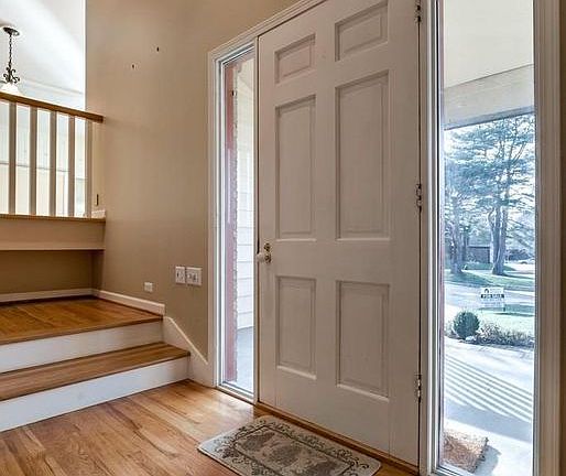 3rd image of 2519 Bishop Ln