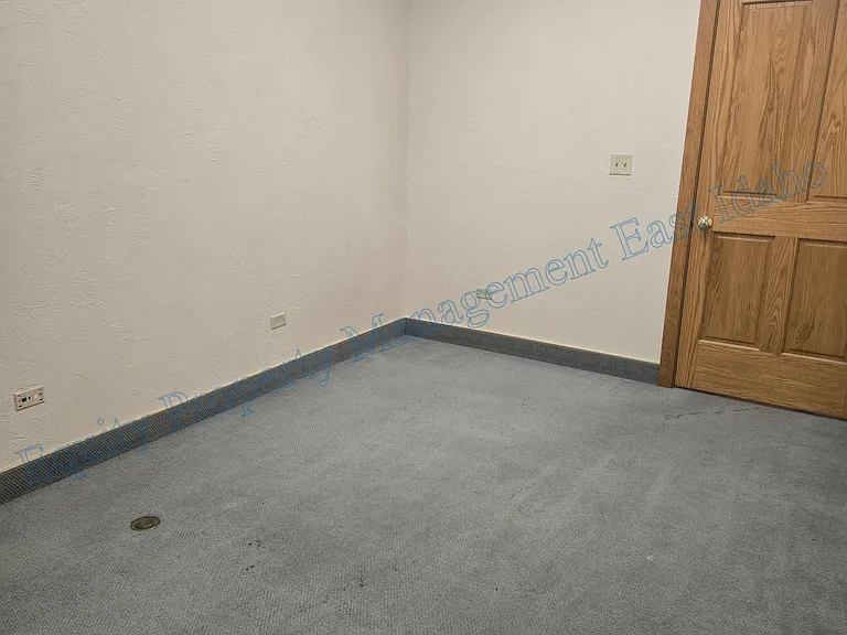 200 S Main St #I10 — Photo 5