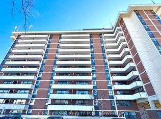 541 Blackthorn Ave #1415, Toronto, ON