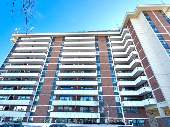 541 Blackthorn Ave #1415, Toronto, ON M6M 5A6