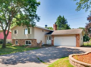 11208 Wren St NW, Coon Rapids, MN 55433