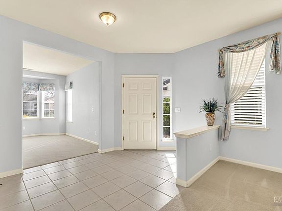 5th image of 713 Deerfield Way