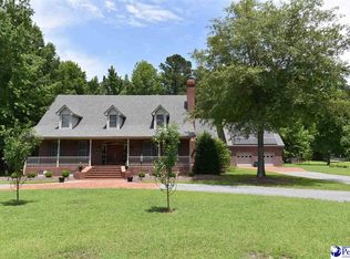 610 Pinewood Dr, Cheraw, SC 29520