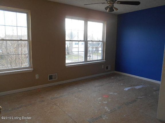 3rd image of 13028 Bessels Blvd