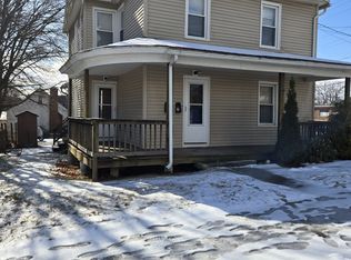 498 Prospect St, Willimantic, CT 06226