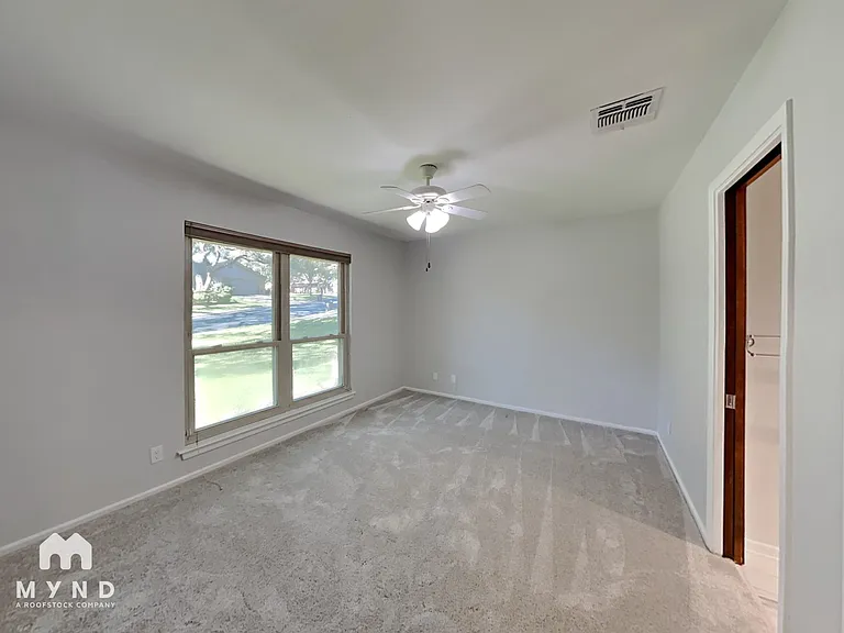 15710 Fern Ridge St — Photo 10
