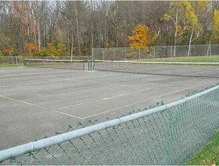 Tennis court