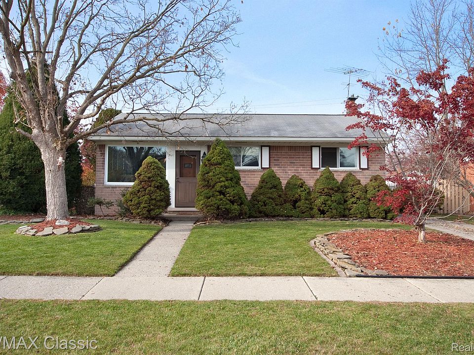 1st image of 6959 Moccasin St