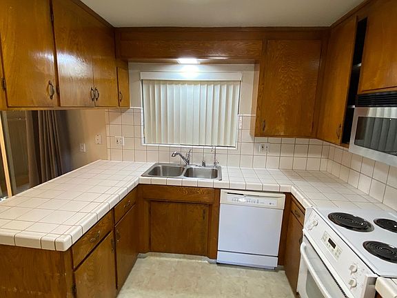 2nd image of 874 Bing Dr APT 1