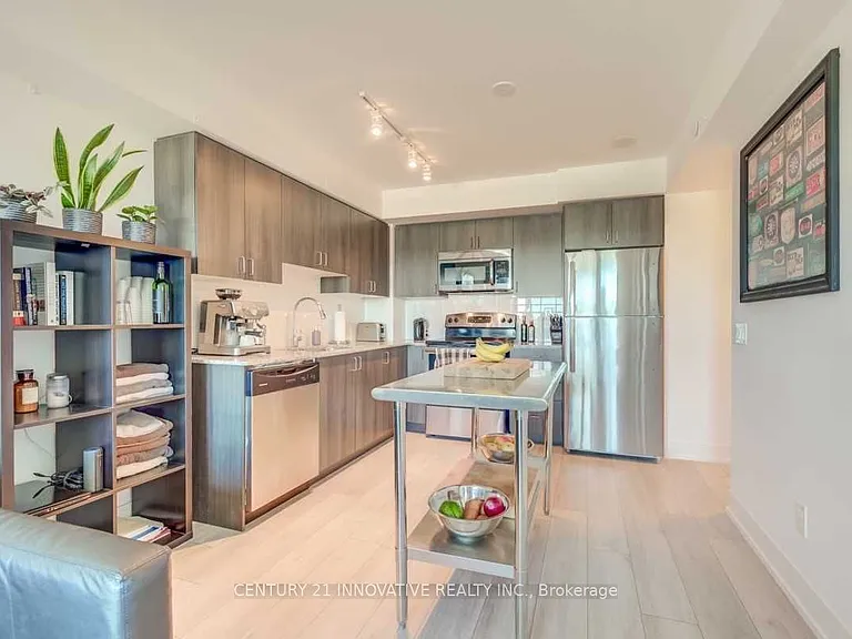 1215 Bayly St #610 — Photo 7